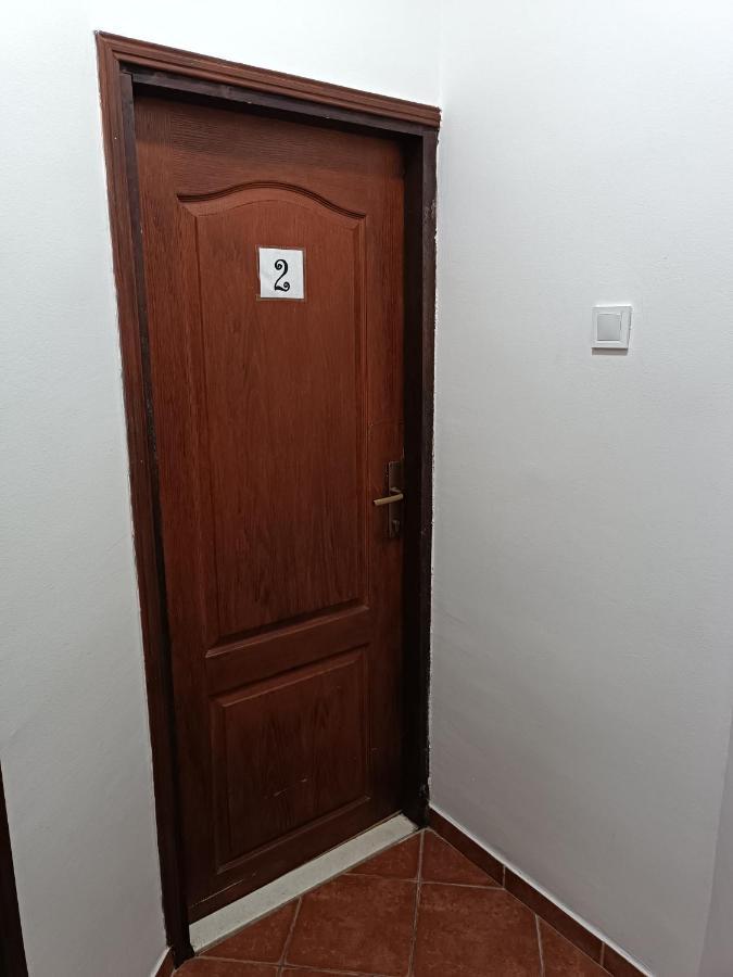 Guesthouse Bit Accommodation Kotor Kültér fotó