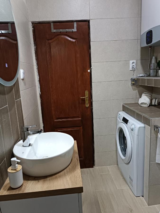 Guesthouse Bit Accommodation Kotor Kültér fotó